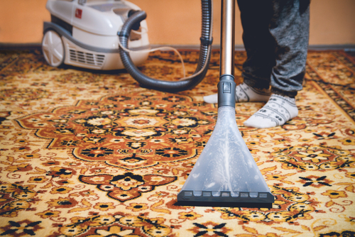 Can Persian rugs be cleaned